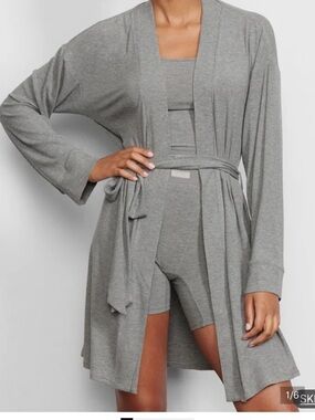 Skims grey lounge robe NWOT (NO BELT)